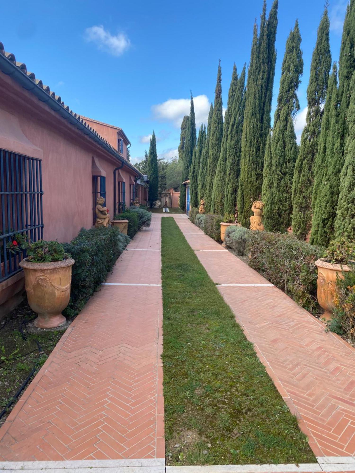L'Hacienda Francesa Bed and Breakfast Palaja Eksteriør billede